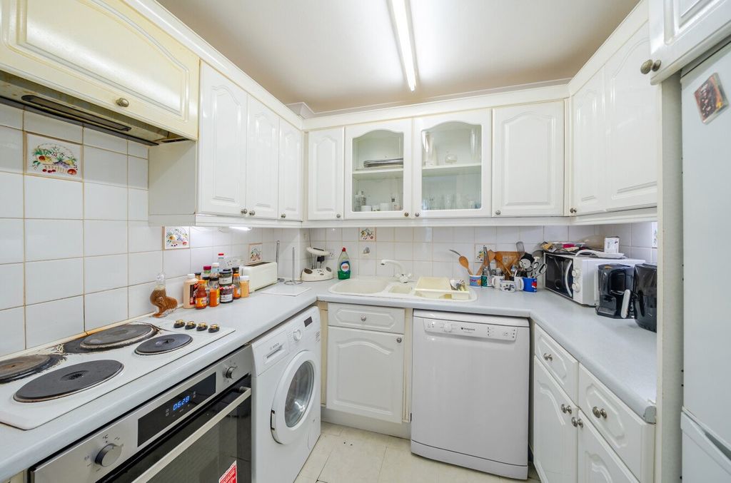 Property photo 3 of 12 1456310-10-6A0223...