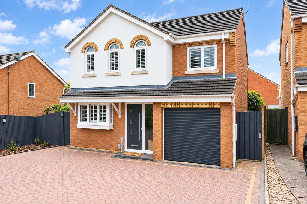 Property photo 1 of 21 7.Png