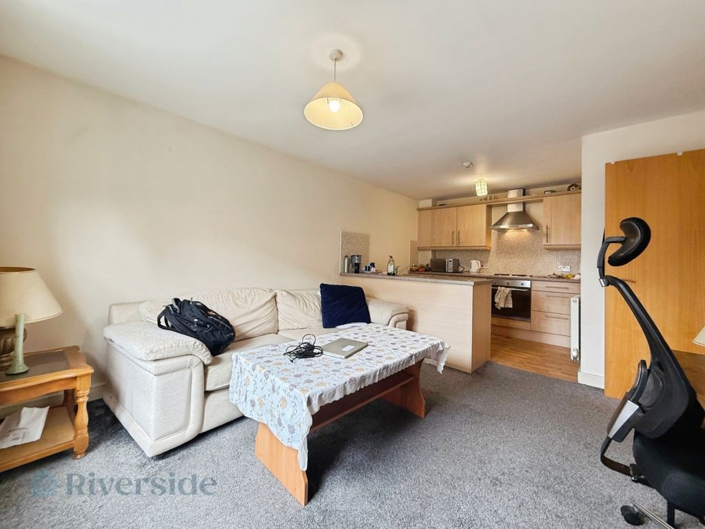 Property photo 3 of 7