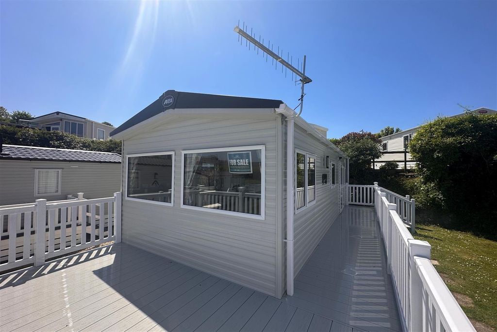 Property photo 1 of 14 2.Jpg