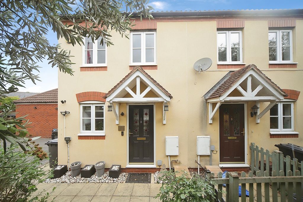 Property photo 1 of 20
