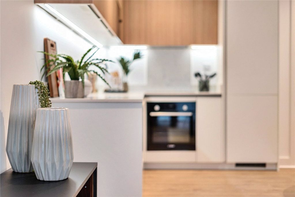 Property photo 3 of 7 Picture No. 14