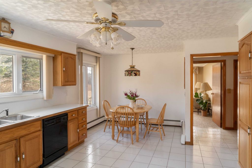 Property photo 3 of 19 <Alttext/>