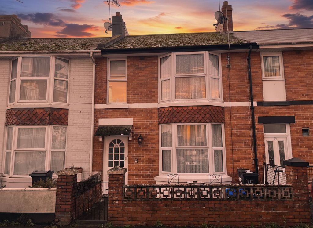 Property photo 1 of 8 Front Exterior