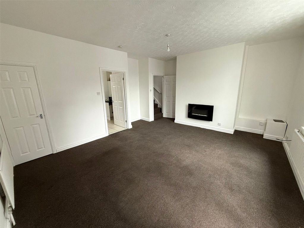 Property photo 2 of 12 Picture No. 09