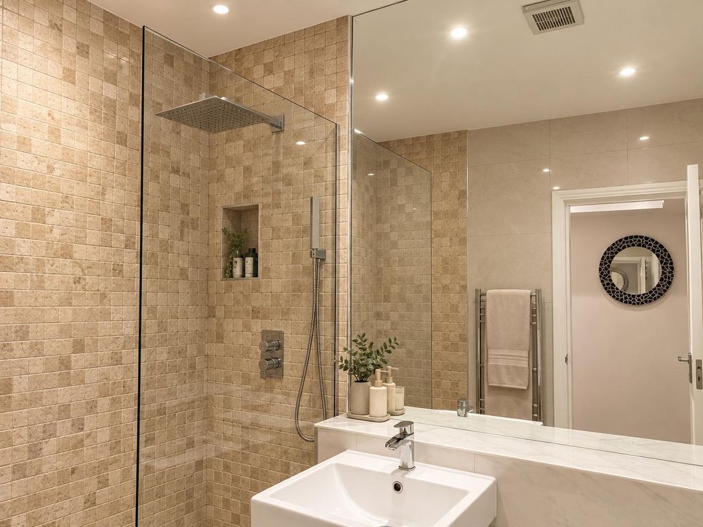 Property photo 3 of 5 Gallery