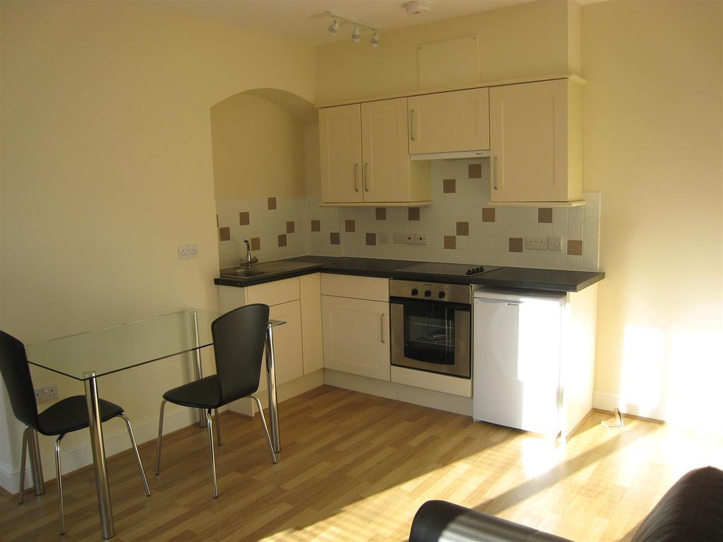 Property photo 2 of 3