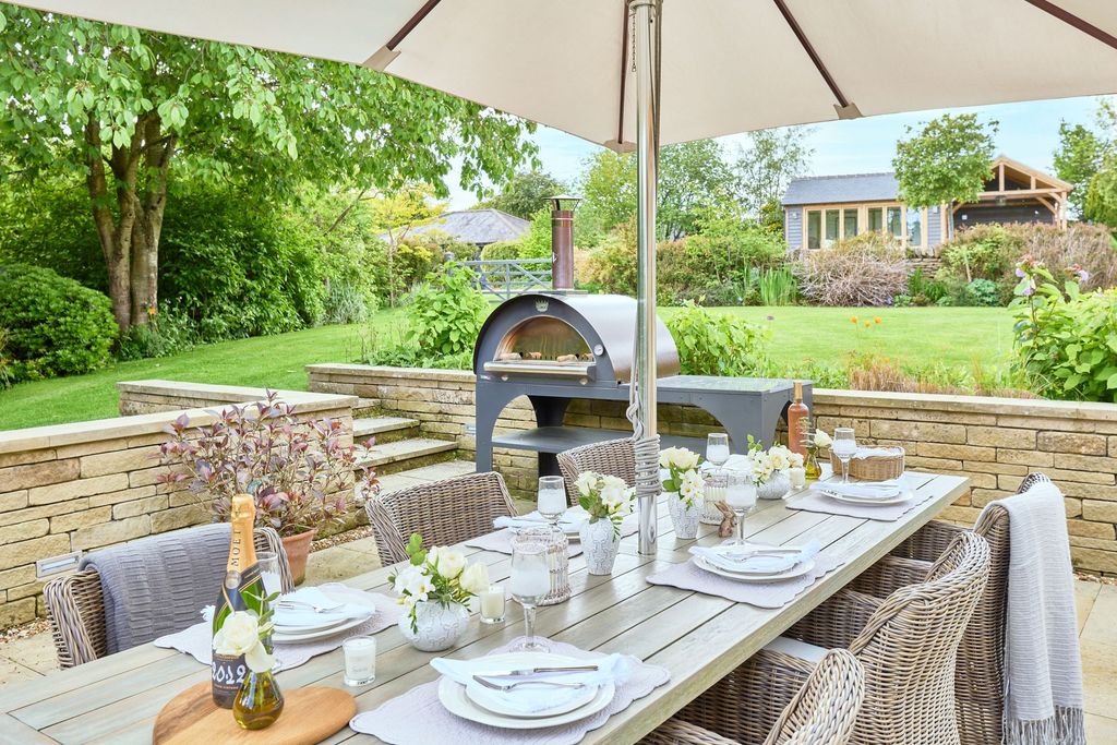 Additional image 40 of 5 bed detached house for saleStainborough Fold Farm, Hood Green S75