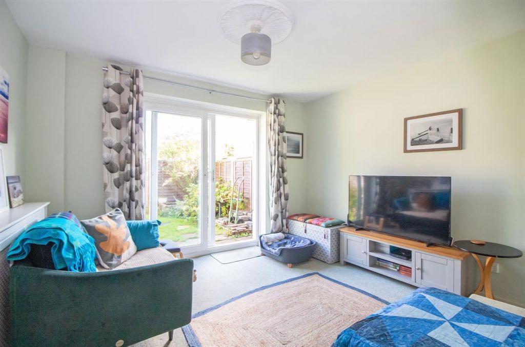 Property photo 3 of 16