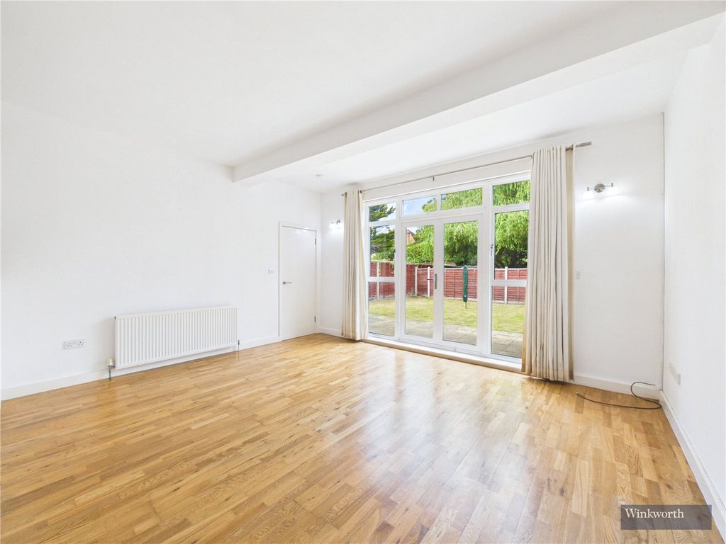 Property photo 2 of 12 Picture No. 03