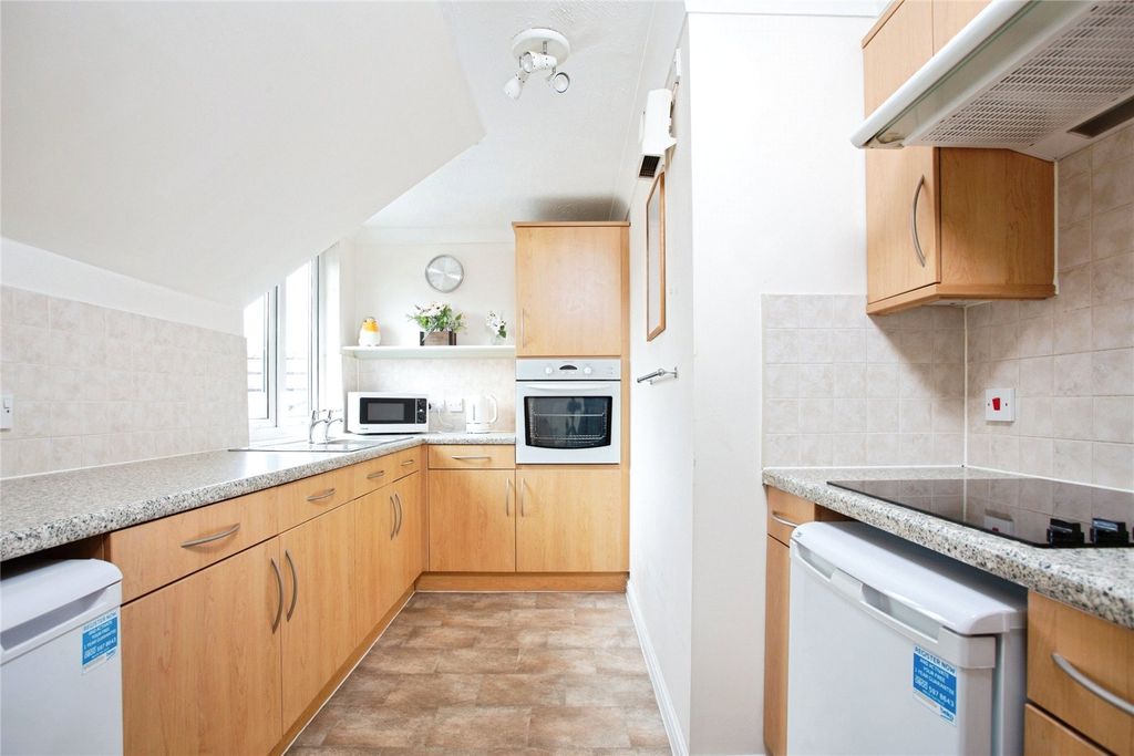 Property photo 2 of 12 Kitchen