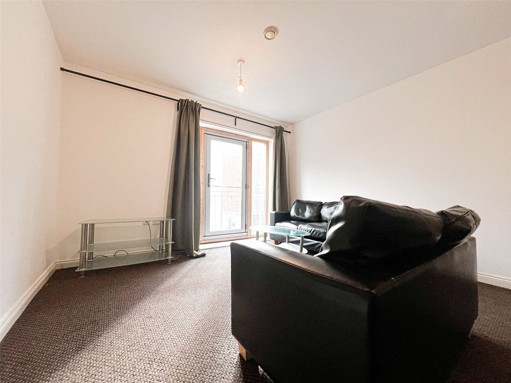 Property photo 3 of 9 Picture No. 05