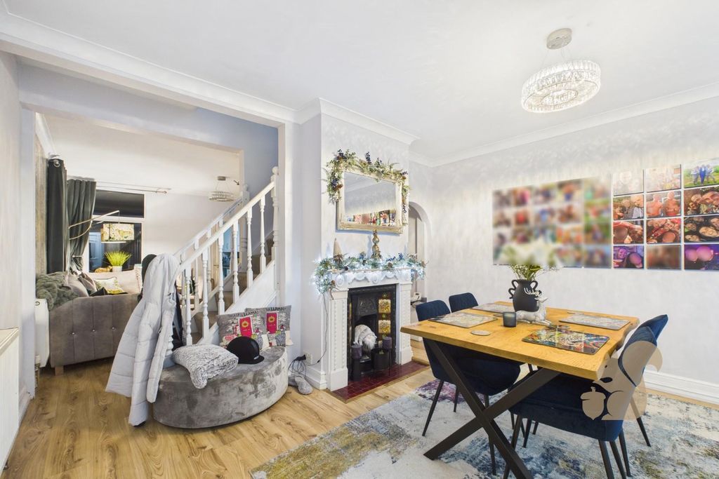 Property photo 2 of 20 Cam01659G0-Pr0666-Still001.Jpg