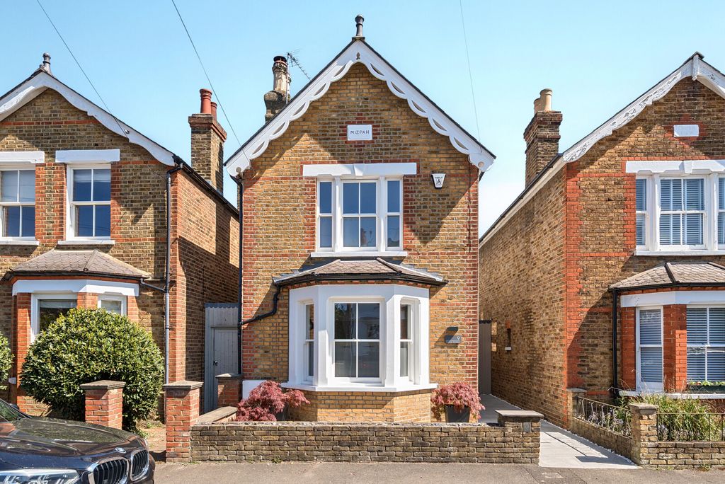 Property photo 1 of 12 1-69E9Fd682Aa91-1...