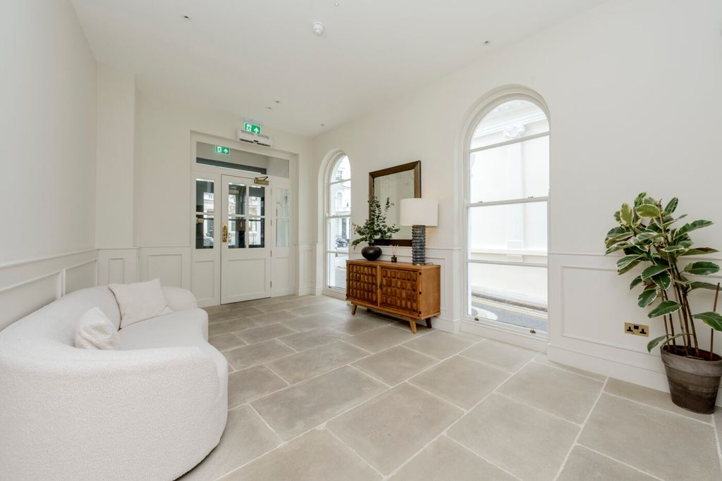 Additional image 11 of 1 bed flat for saleQueens Gate Terrace, South Kensington SW7