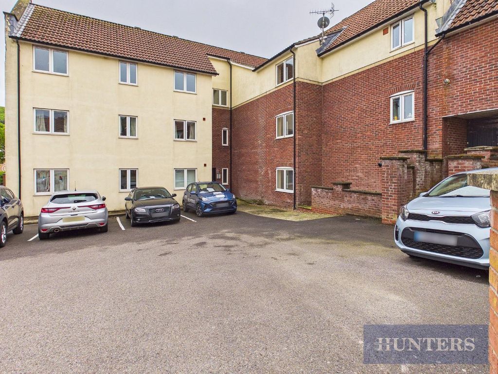 Property photo 1 of 12 Cam05316G0-Pr0428-Still008.Jpg