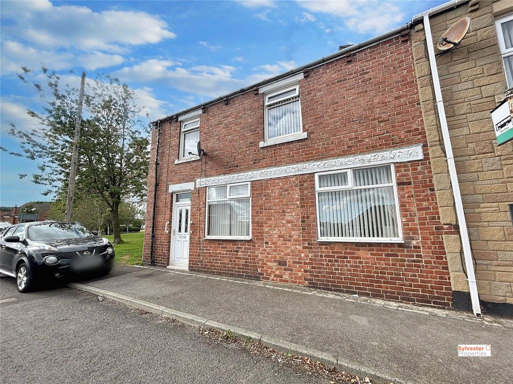 Property photo 1 of 19 Picture No. 06