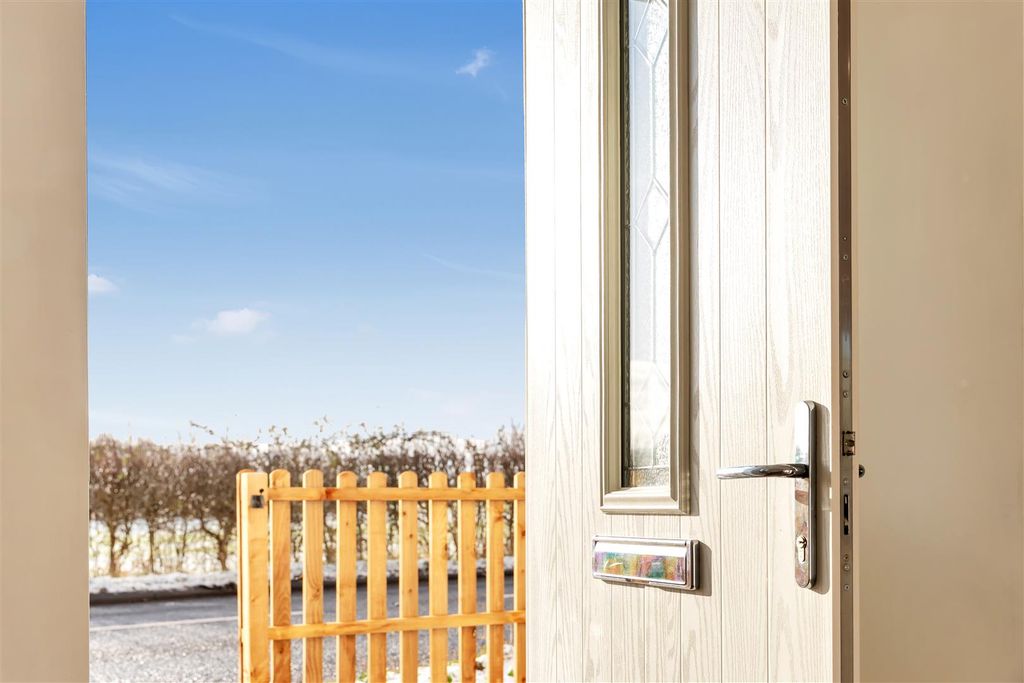 Property photo 3 of 15 Little Green Cotttages-12.Jpg