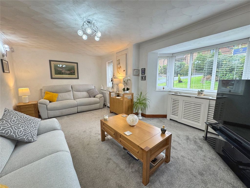 Property photo 2 of 45 Picture No. 12