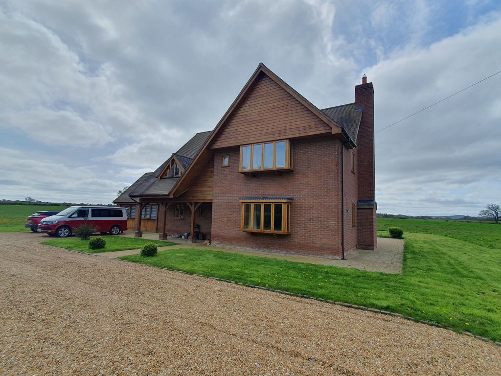 Property photo 3 of 25 20240411_112802