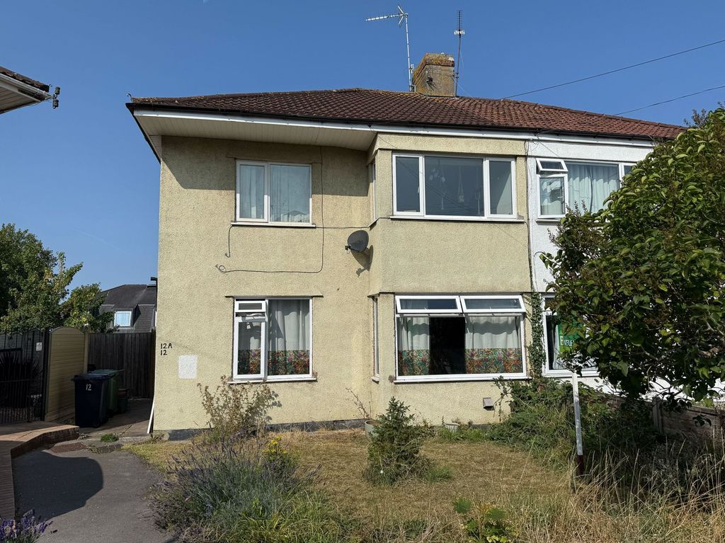 Property photo 1 of 13 House Front