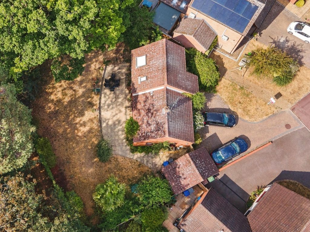 Property photo 2 of 17