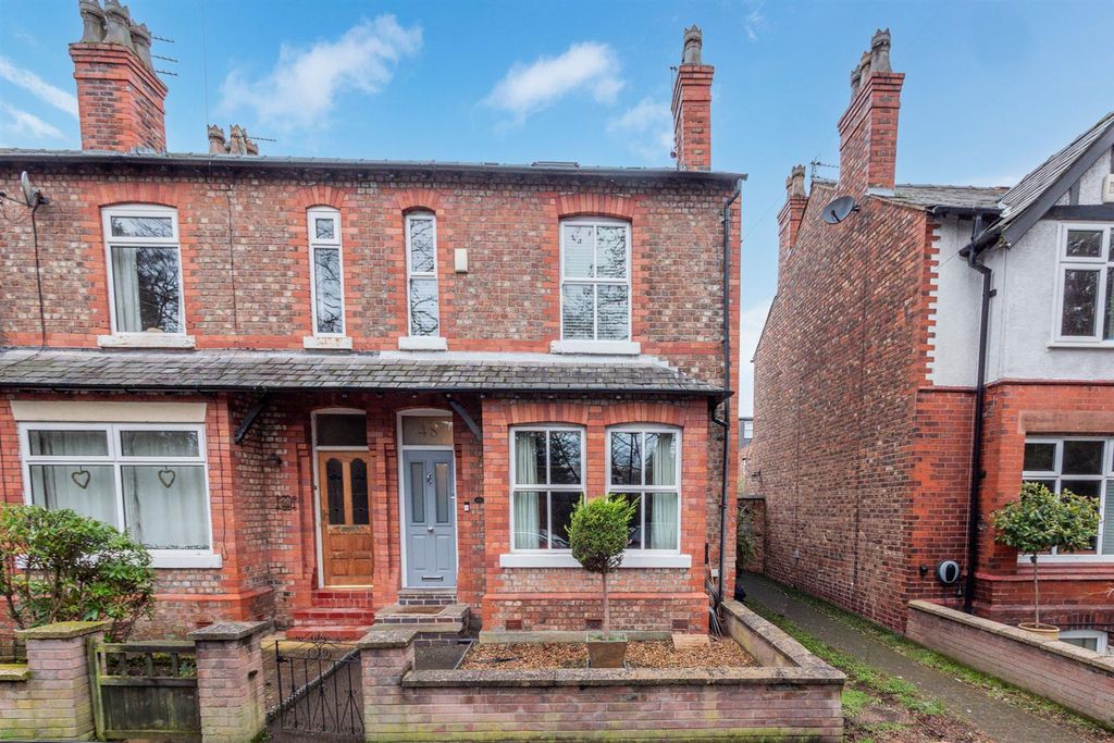 Property photo 1 of 32 Main