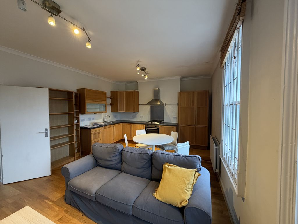 Property photo 2 of 10 Gallery