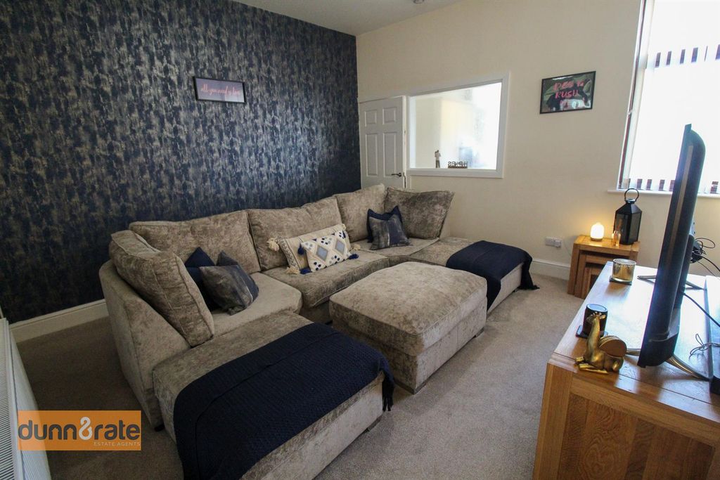 Property photo 3 of 19 Img_9054.Jpg