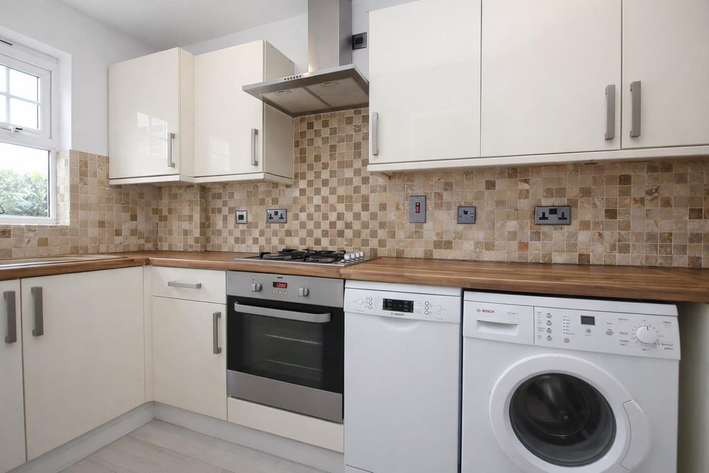 Property photo 2 of 10 8A137d05-23c9-4933-8112-Add6B7A903A1.Png