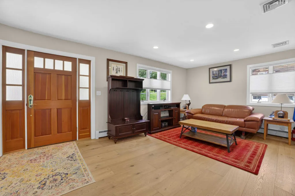 Property photo 3 of 30 <Alttext/>