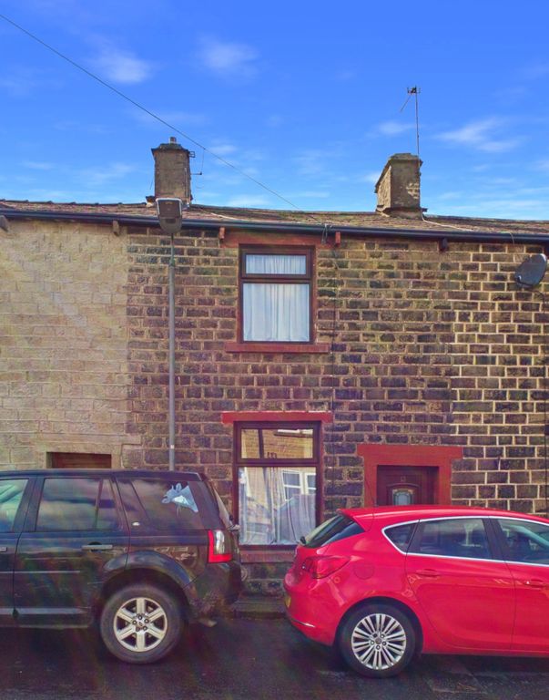 Property photo 1 of 14 Cam02093G0-Pr0113-Still019