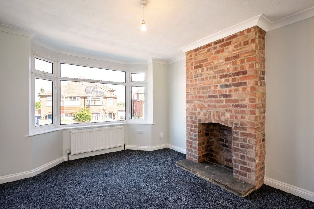 Property photo 3 of 11 Picture 3