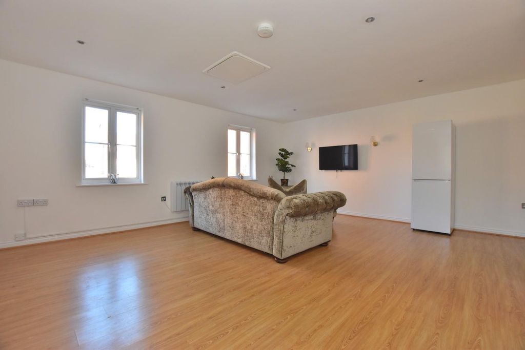 Property photo 3 of 8 Dsc_0117.Jpg