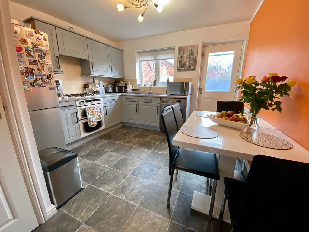 Property photo 2 of 15