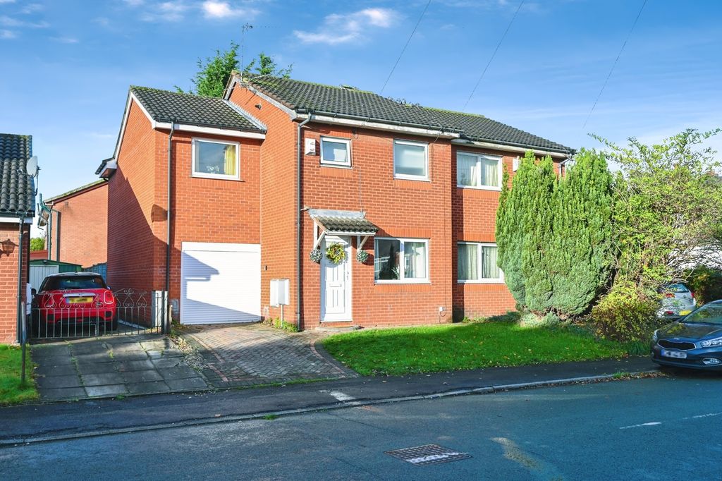 Property photo 1 of 20 Front View