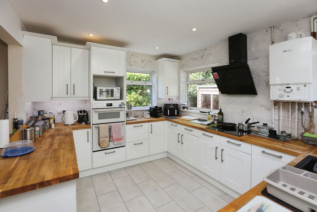 Property photo 2 of 13 Pbox-Img.Jpg