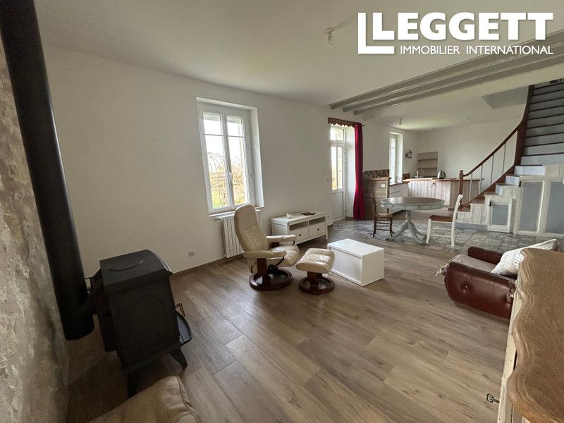 Property photo 3 of 10