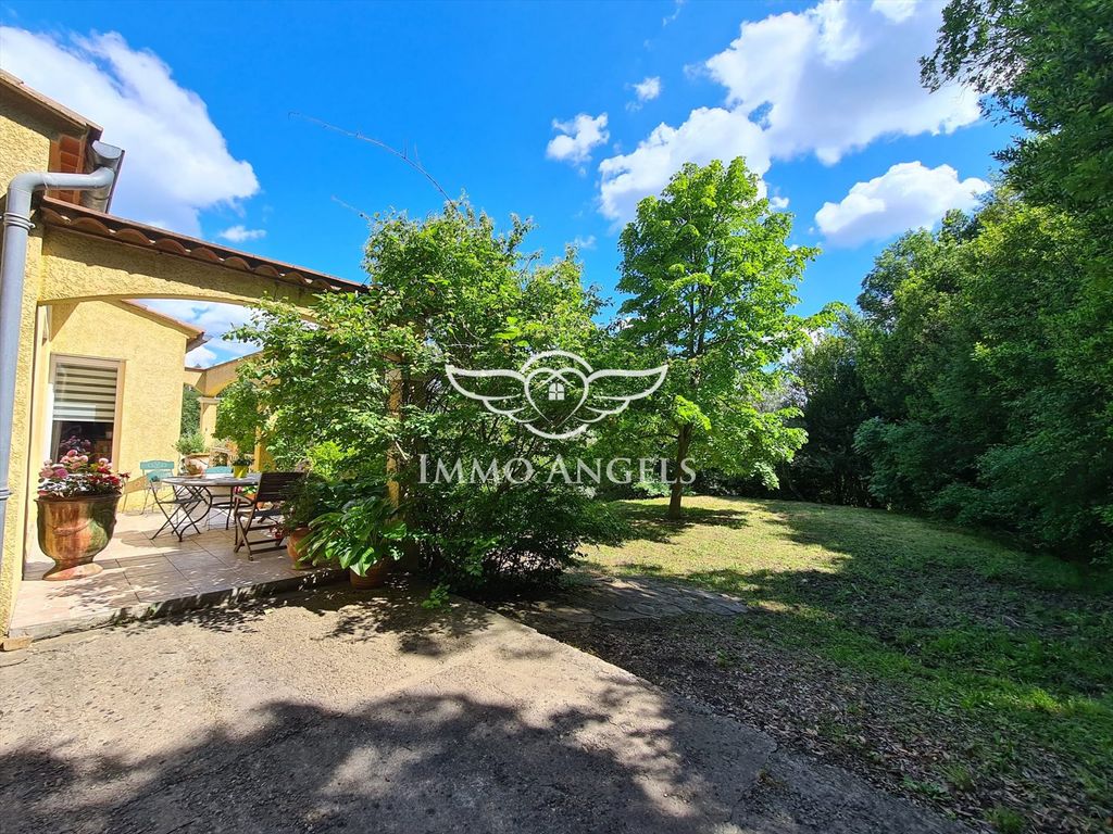 Property photo 3 of 26