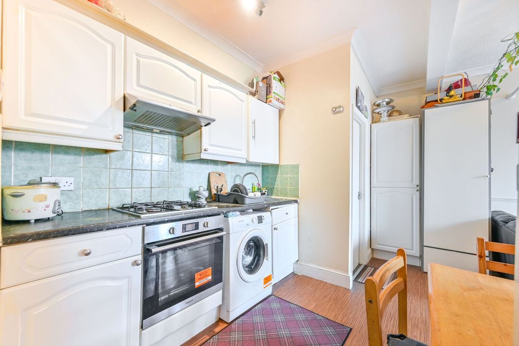 Property photo 2 of 7