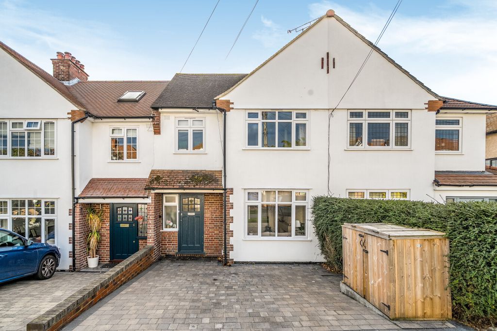 Property photo 1 of 18 1540130-18-6Ae31c...