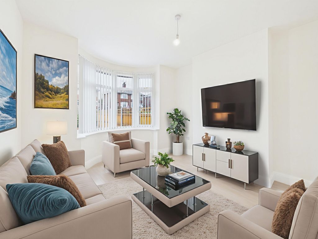 Property photo 2 of 25