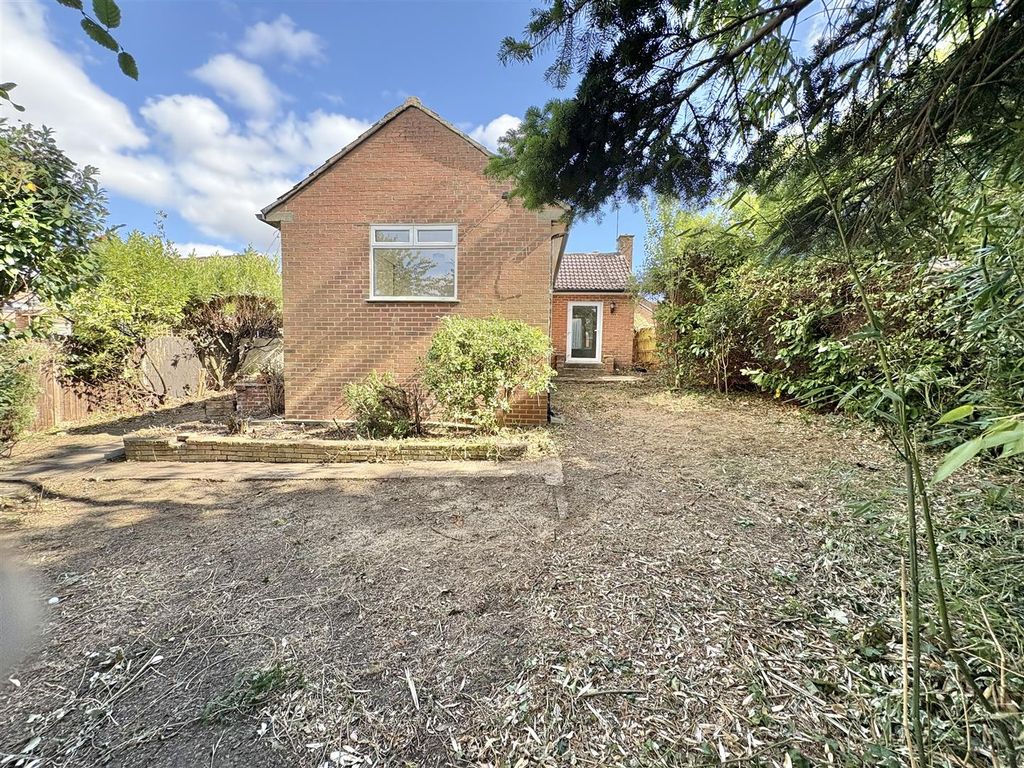 Property photo 3 of 8