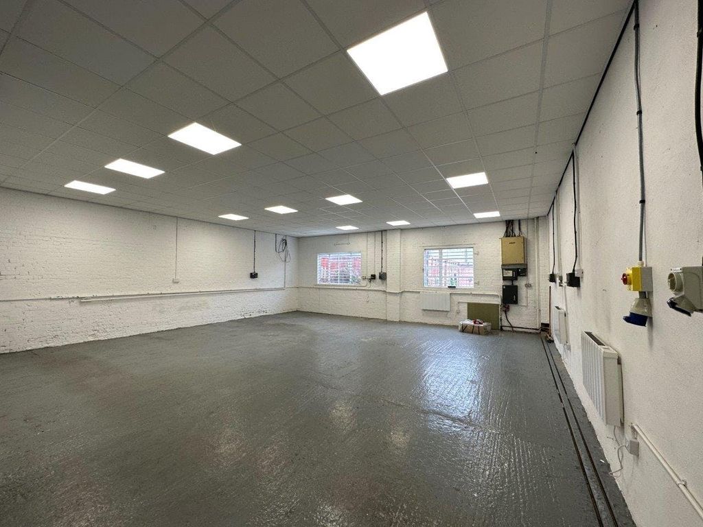 Property photo 3 of 7 Img_5335.Jpg