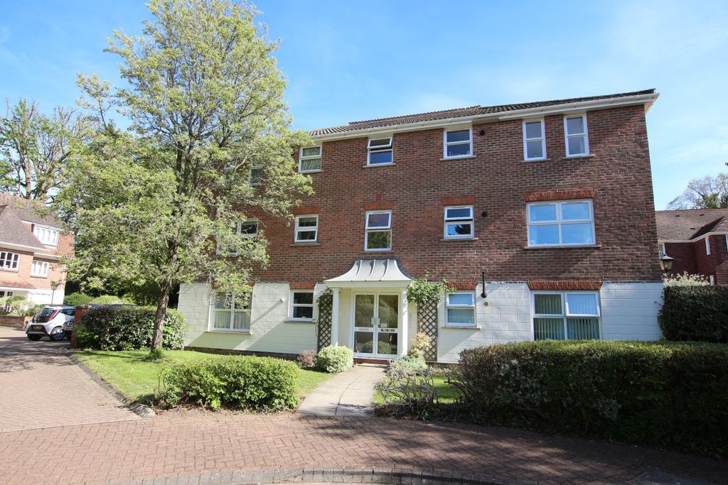 Property photo 1 of 5