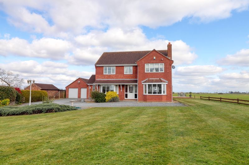Property photo 1 of 22 Frontal