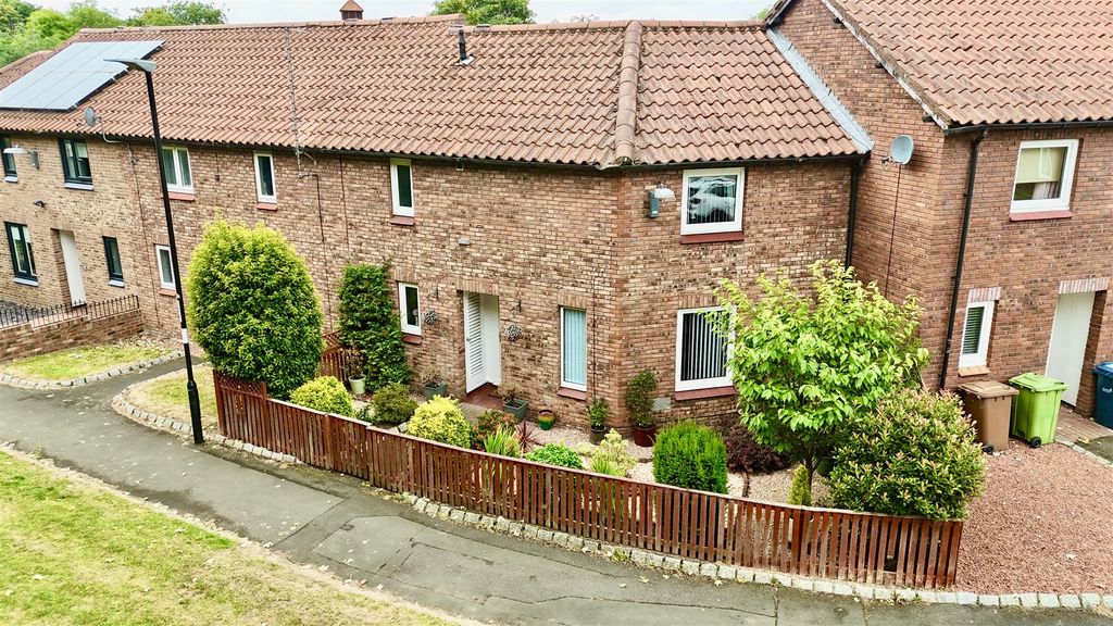 Property photo 1 of 14 External