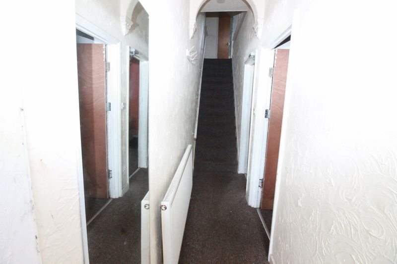 Property photo 3 of 8 Photo 3