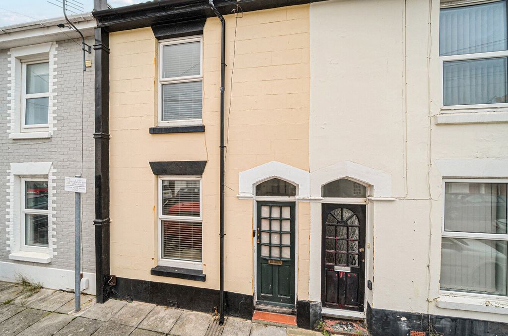 Property photo 1 of 15 1355431-42-68c7Be...