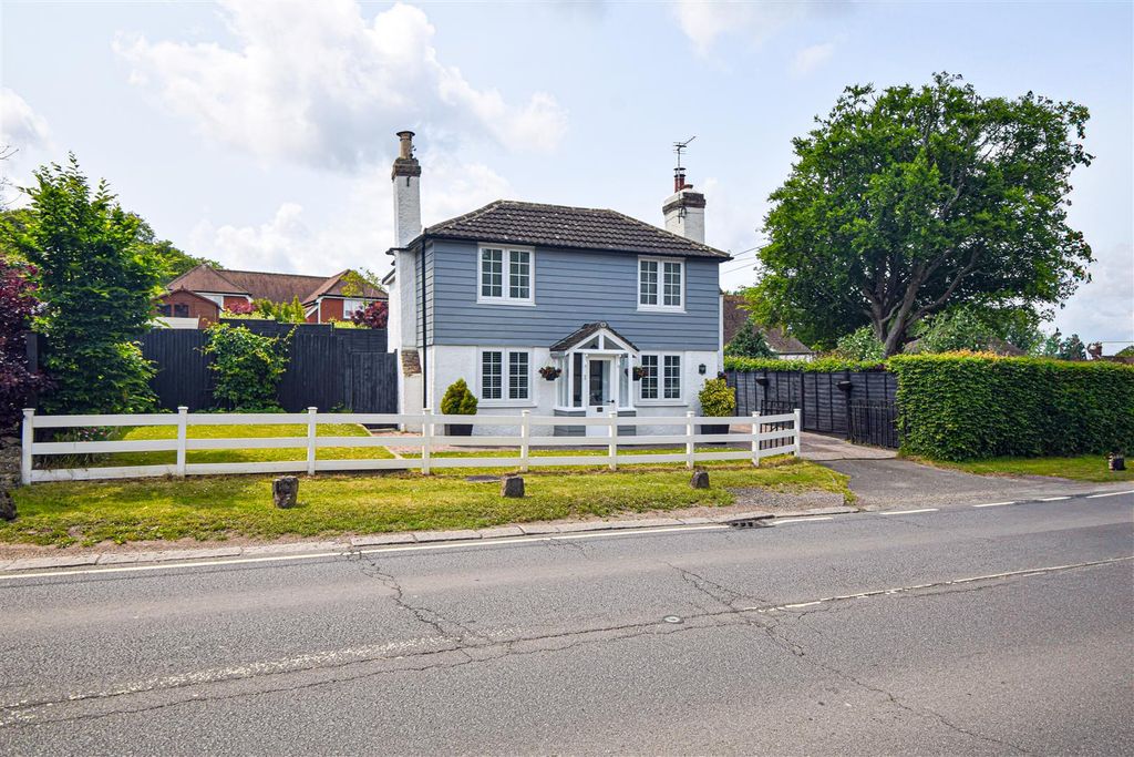 Property photo 1 of 23